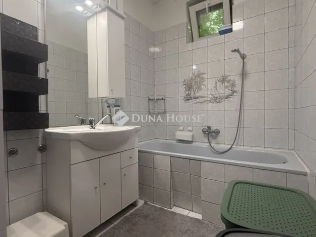 Eladó ház Bük 202 nm