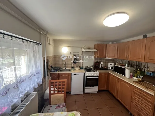 Eladó ház Szombathely 302 nm