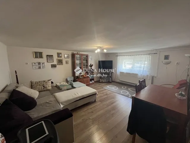 Eladó ház Szombathely 302 nm