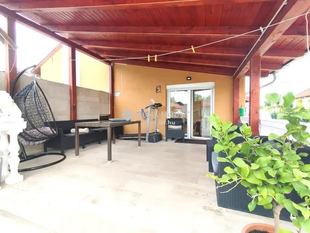 Eladó ház Szombathely, Petőfitelep 155 nm