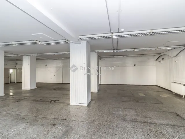 Kiadó kereskedelmi és ipari ingatlan Szombathely 373 nm
