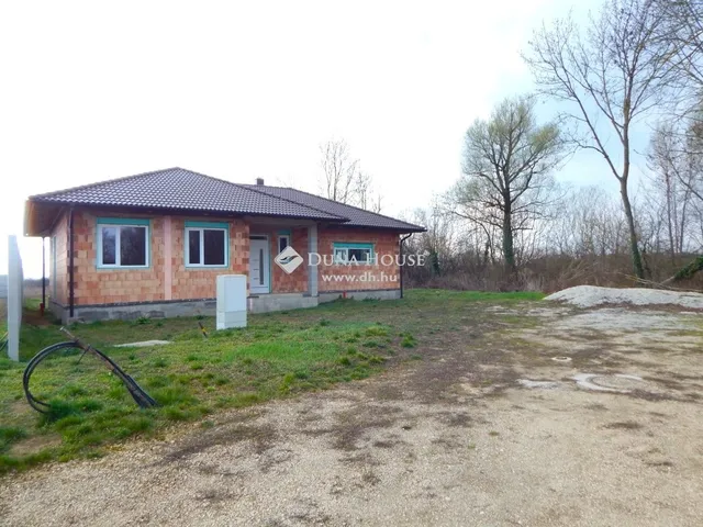 Eladó ház Völcsej 140 nm