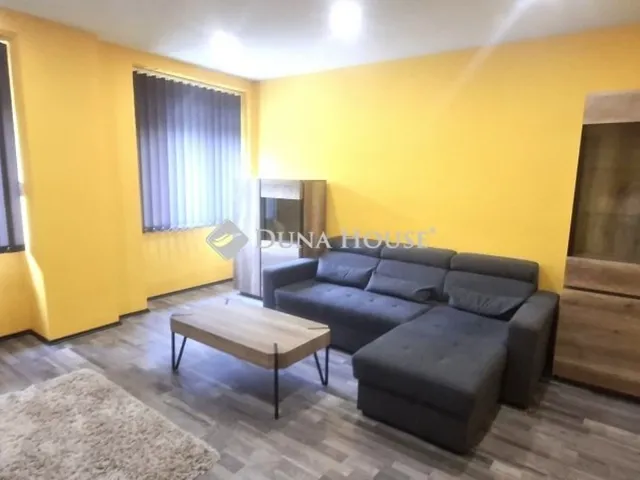 Kiadó lakás Szombathely, Belváros 52 nm