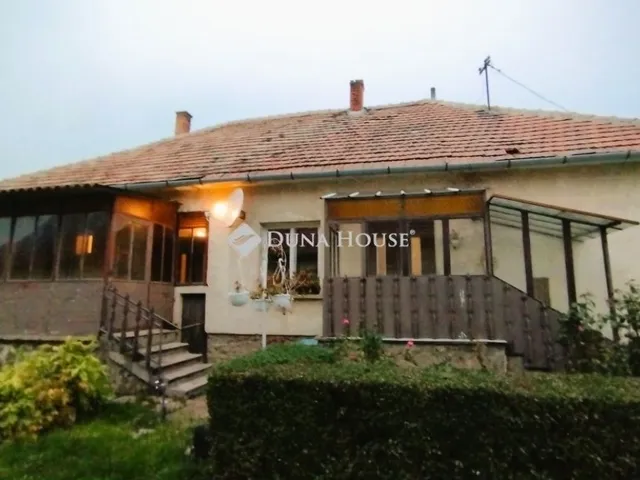 Eladó ház Vát 110 nm