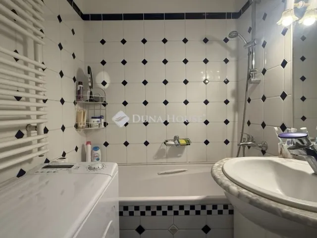 Eladó lakás Szombathely, Oladi lakótelep 64 nm