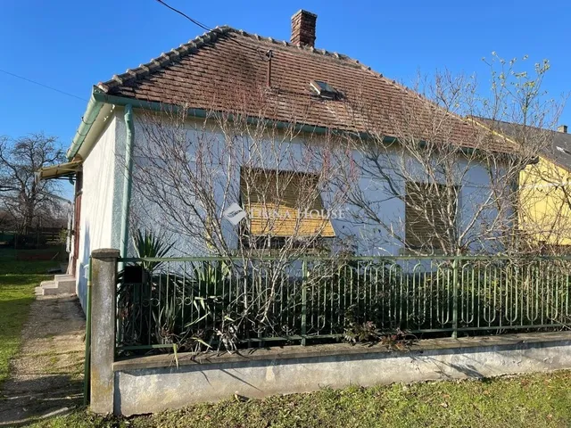 Eladó ház Nádasd 91 nm