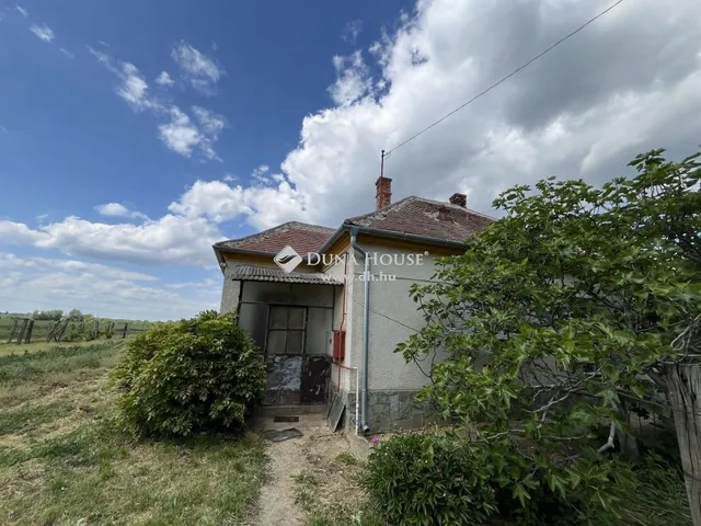 Eladó ház Zsédeny 65 nm
