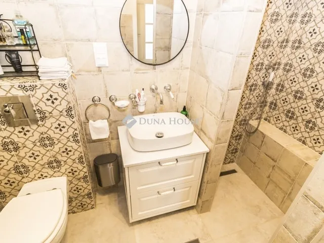 Eladó ház Salköveskút 155 nm