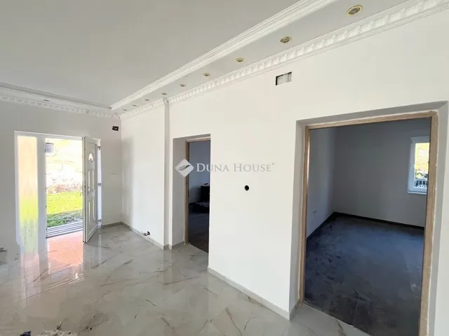 Eladó ház Balogunyom 242 nm