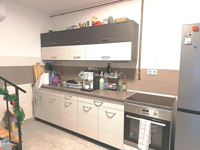 Eladó ház Püspökmolnári 102 nm