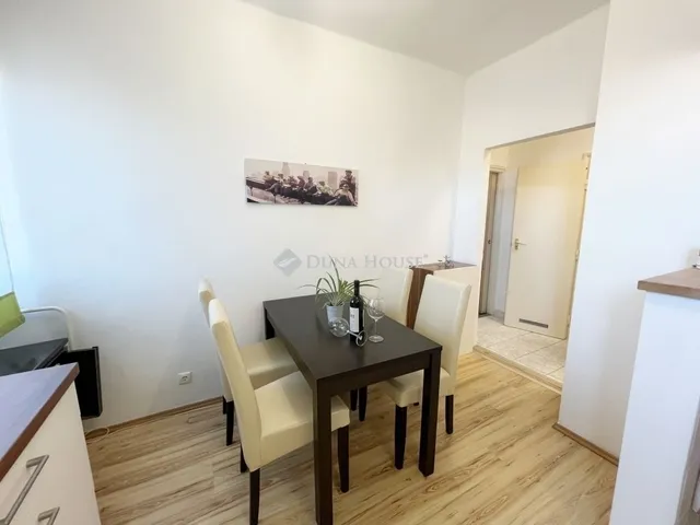 Eladó lakás Szombathely, Derkovits-lakótelep 42 nm