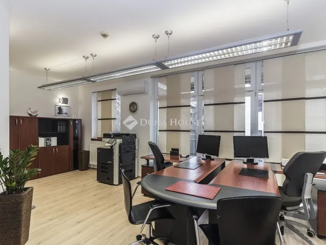 Eladó kereskedelmi és ipari ingatlan Szombathely 37 nm