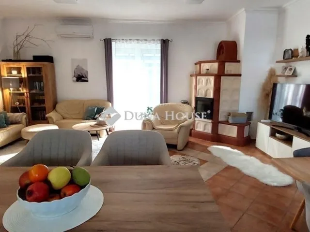 Eladó lakás Szombathely, Szentkirály 166 nm