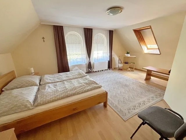 Eladó ház Szombathely, Kámon 199 nm