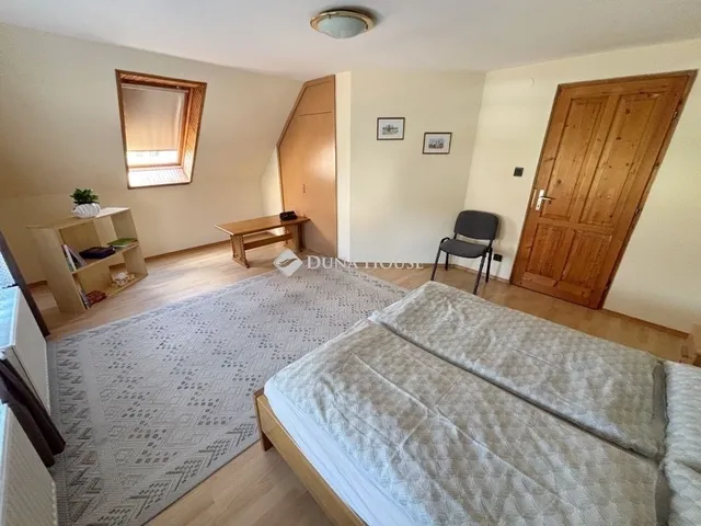 Eladó ház Szombathely, Kámon 199 nm