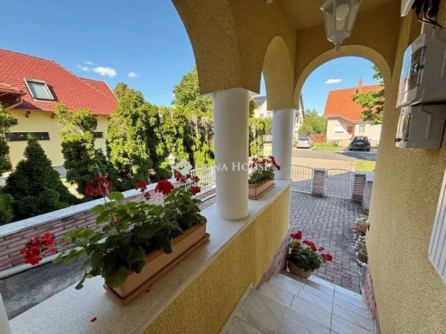 Eladó ház Szombathely, Kámon 199 nm