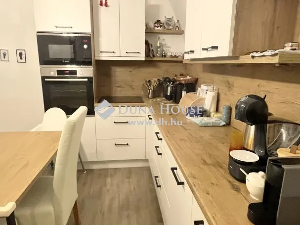 Eladó lakás Szombathely, Belváros, Szily J 59 nm