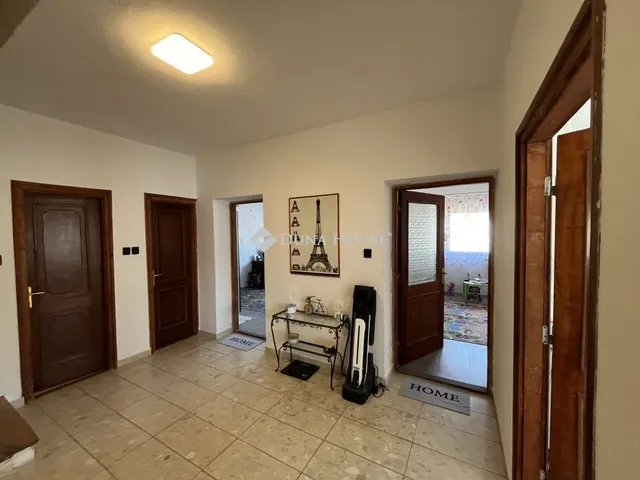 Eladó ház Nemeskolta 230 nm