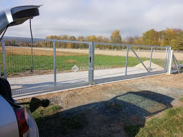 Kiadó kereskedelmi és ipari ingatlan Gyöngyösfalu 5862 nm