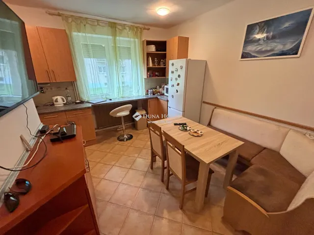 Eladó lakás Szombathely, Joskar-Ola-lakótelep 56 nm