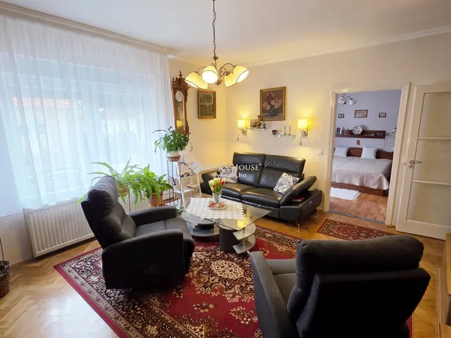 Eladó ház Szombathely, Kámon 200 nm