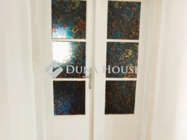 Eladó ház Peresznye 138 nm