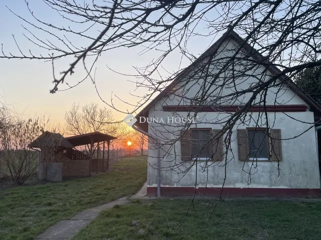 Eladó ház Szarvaskend 74 nm