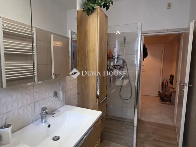 Eladó ház Szombathely, Kámon 200 nm