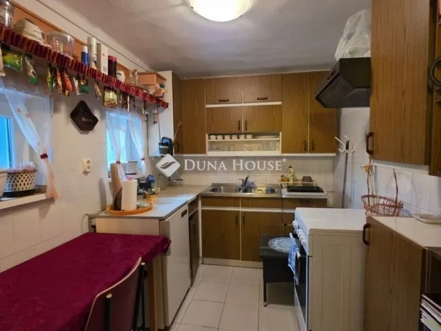 Eladó ház Szombathely, Kámon 200 nm