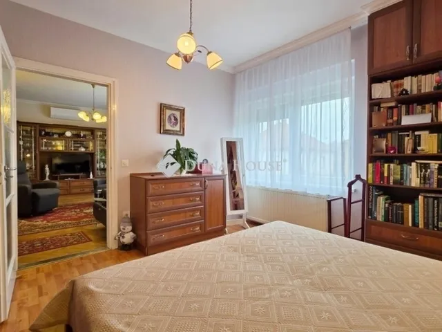 Eladó ház Szombathely, Kámon 200 nm