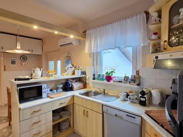 Eladó ház Szombathely, Kámon 200 nm