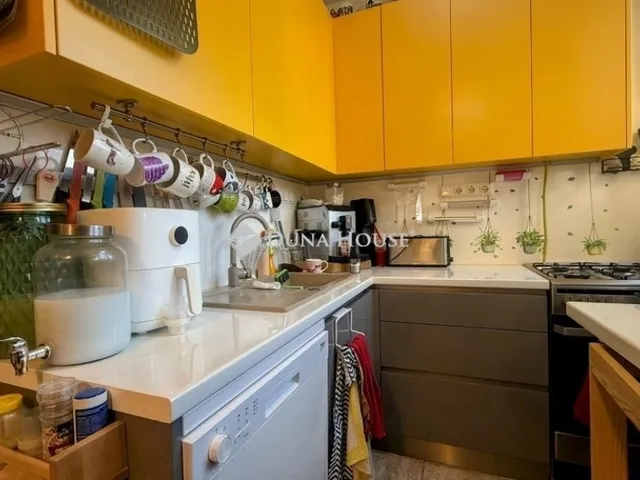 Eladó lakás Szombathely, Derkovits-lakótelep 65 nm