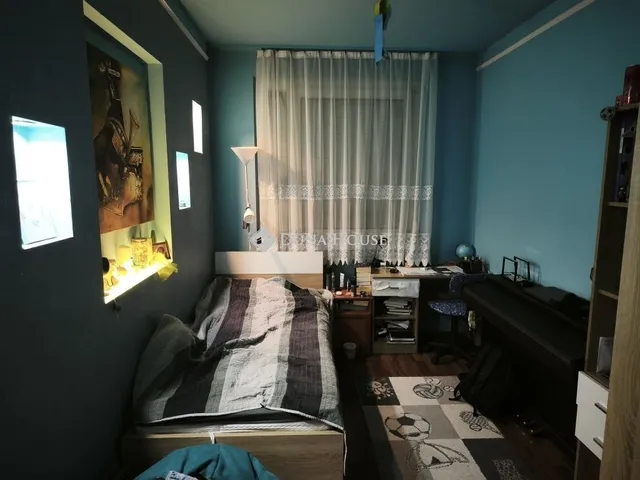 Eladó lakás Szombathely, Olad 64 nm