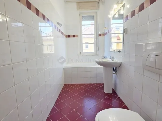 Eladó lakás Szombathely, Belváros 67 nm