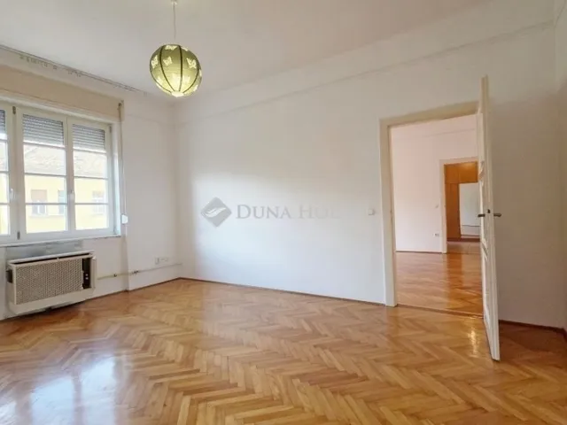 Eladó lakás Szombathely, Belváros 67 nm