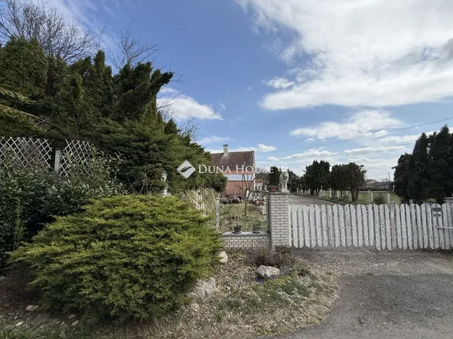 Eladó ház Rönök 69 nm