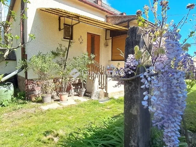 Eladó ház Acsád 100 nm