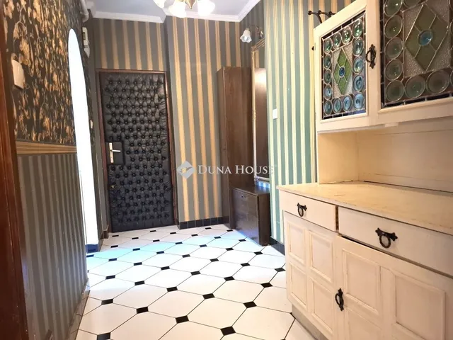 Eladó lakás Szombathely, Derkovits-lakótelep 57 nm
