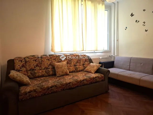 Eladó lakás Szombathely, Derkovits-lakótelep 57 nm