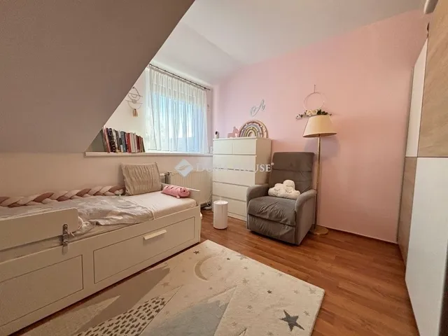 Eladó lakás Szombathely, Kámon 89 nm