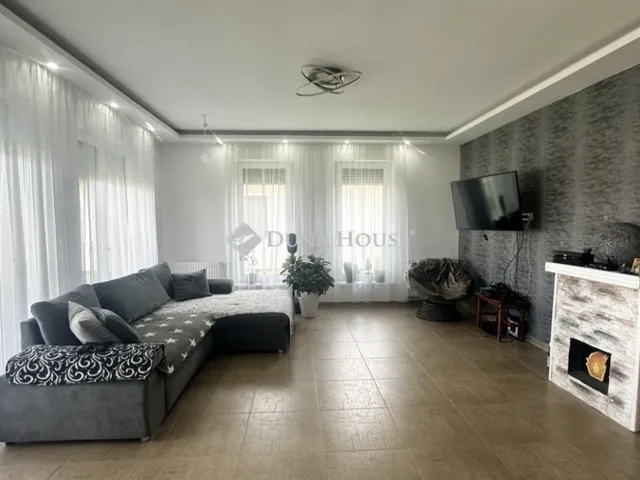 Eladó ház Szombathely, Újperint 178 nm