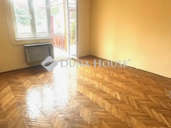 Eladó lakás Szombathely, Derkovits-lakótelep 49 nm