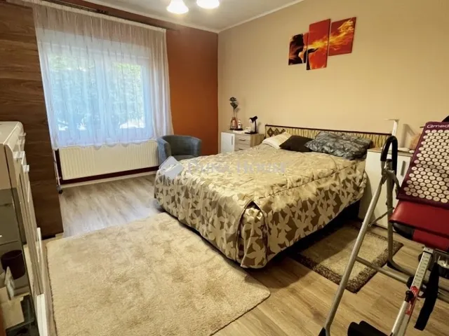 Eladó ház Szombathely, Petőfitelep 240 nm