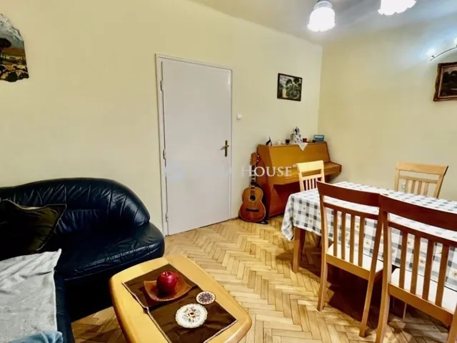 Eladó ház Szombathely, Derkovits-lakótelep 72 nm