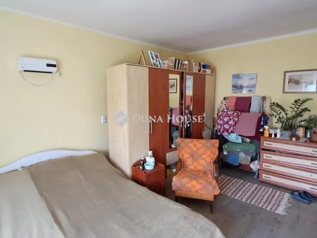 Eladó ház Várkesző 93 nm