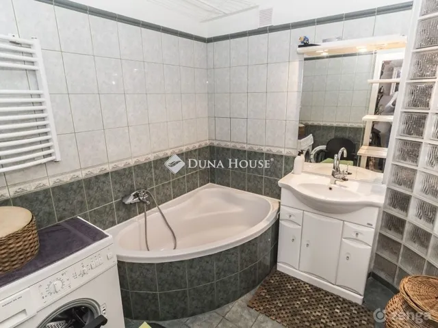 Eladó lakás Szombathely, Olad 72 nm