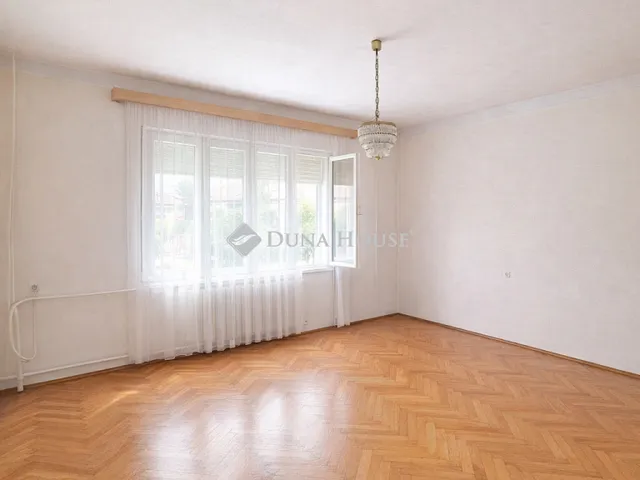 Eladó ház Sárvár 140 nm