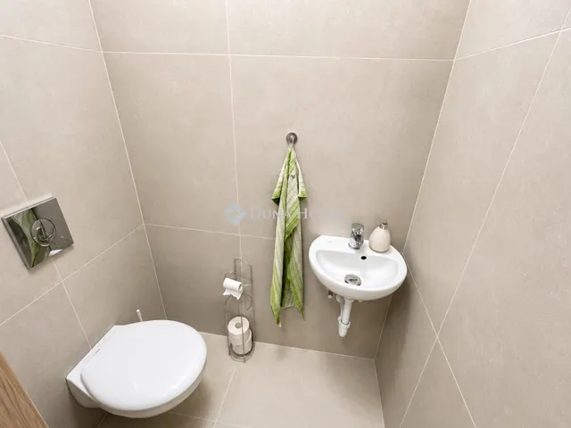 Kiadó lakás Szombathely, Kámon 66 nm