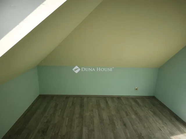 Eladó ház Szombathely, Petőfitelep 168 nm