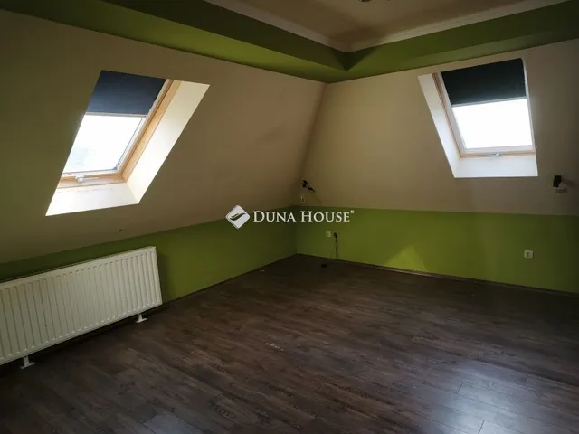 Eladó ház Szombathely, Petőfitelep 168 nm